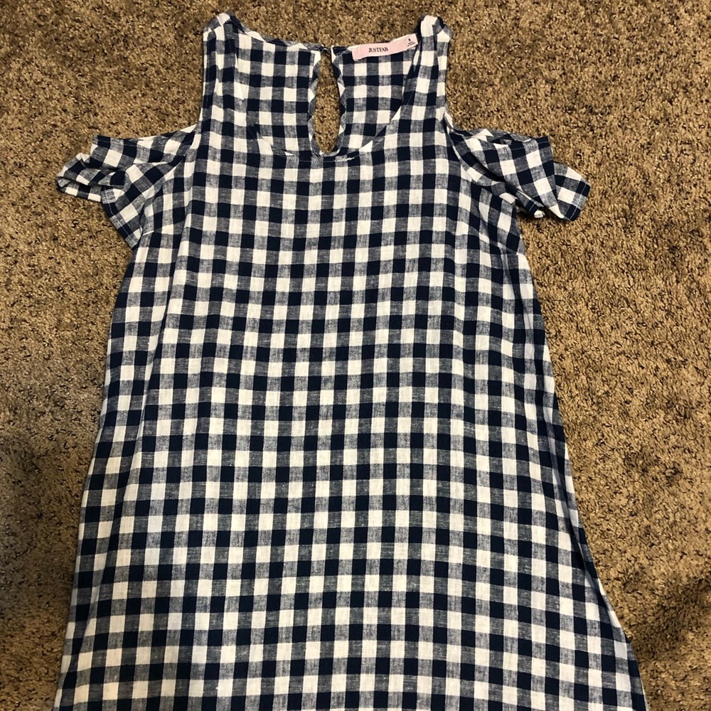 Summer picnic cold shoulder dress